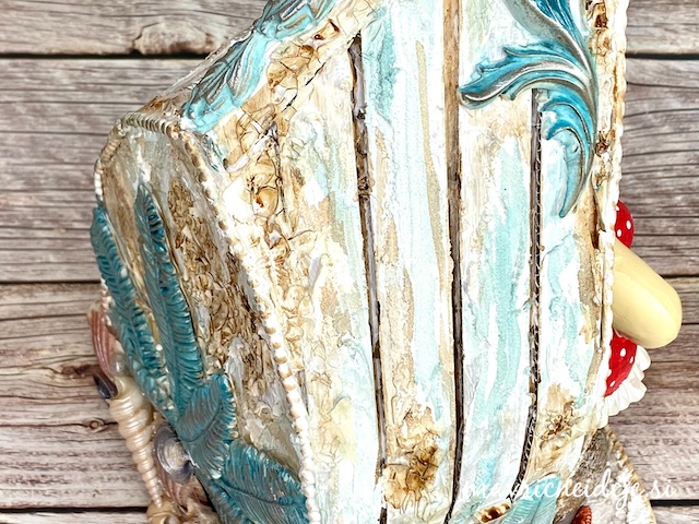 This image has an empty alt attribute; its file name is poletna-dekoracija-s-školjkami-3.jpeg